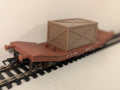 Airfix 54330 OO Gauge 25 Ton Lowmac Machine Wagon with Crate Load