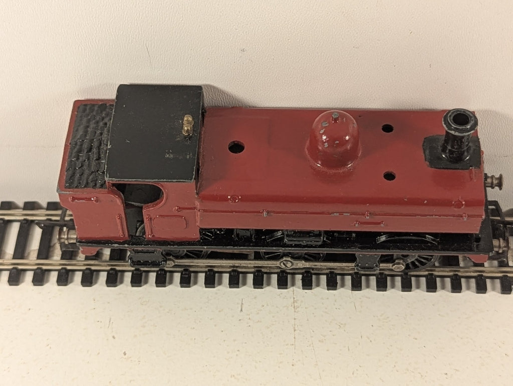 Gaiety Models OO Gauge Pannier Tank 0-6-0 - Repainted London Transport Red