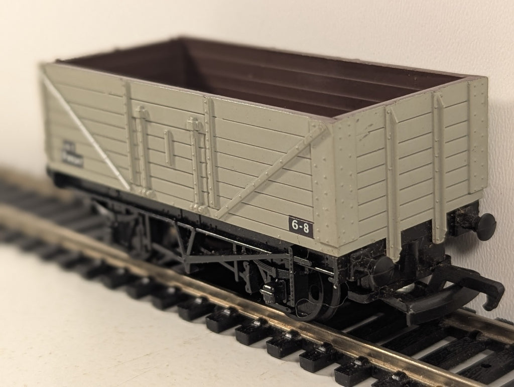 Mainline OO Gauge BR Grey 7-Plank Open Wagon P99347