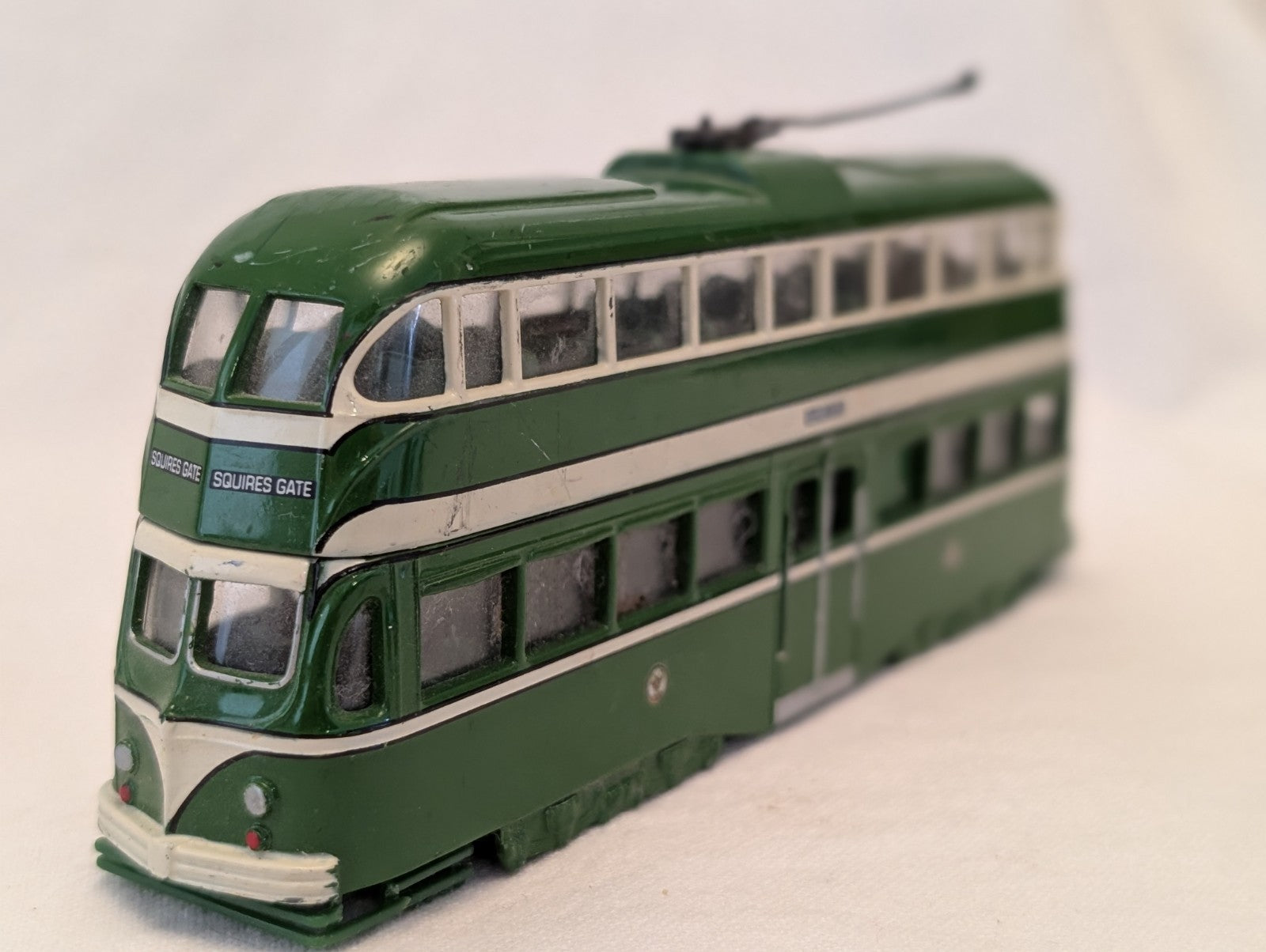 Corgi 1:76 Blackpool Balloon Tram Die-cast Model Tram 257