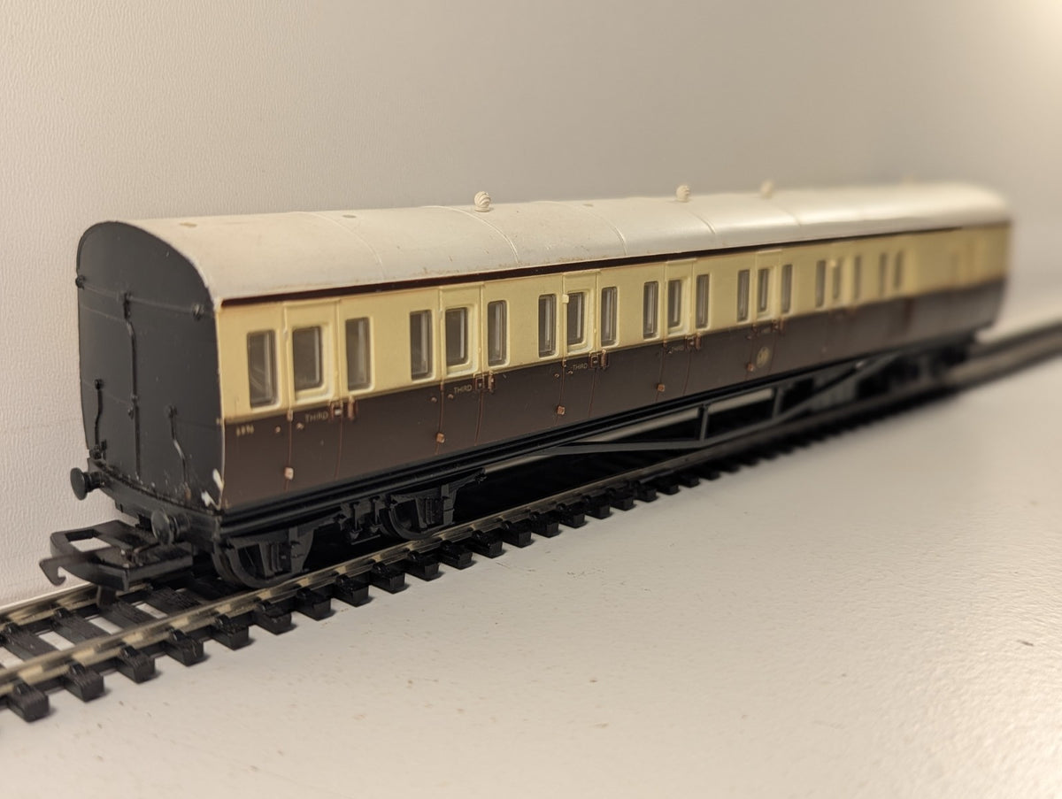 Airfix 54250 OO Gauge GWR Chocolate & Cream 3rd Class Suburban Brake Coach