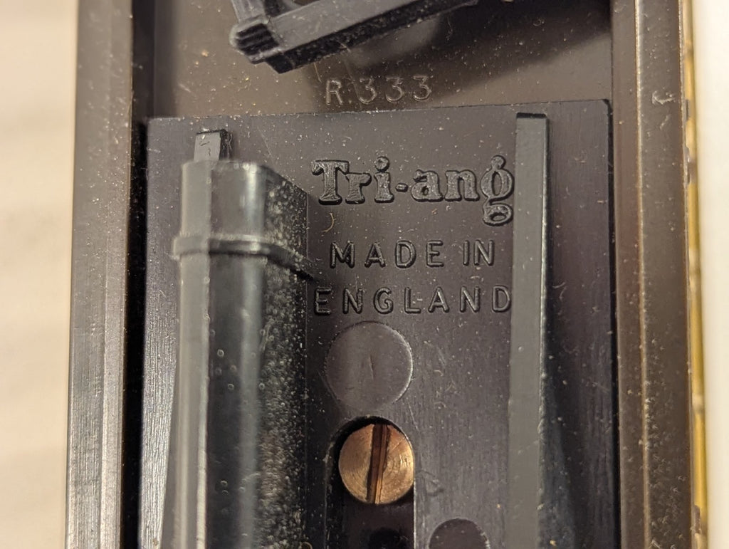 Tri-ang OO Gauge GWR Clerestory Brake Third Coach Passenger Coach