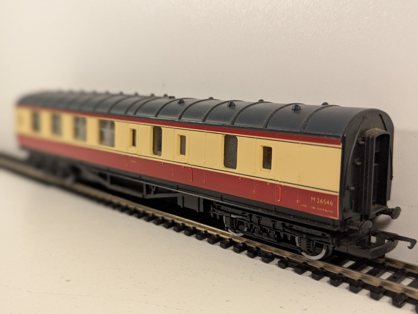 Hornby R.423 BR Mk1 Brake Second Corridor (BSK)