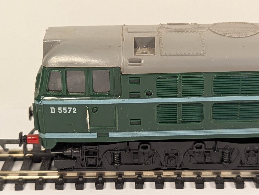 Tri-ang Hornby R357 OO Gauge Class 31 Diesel Locomotive