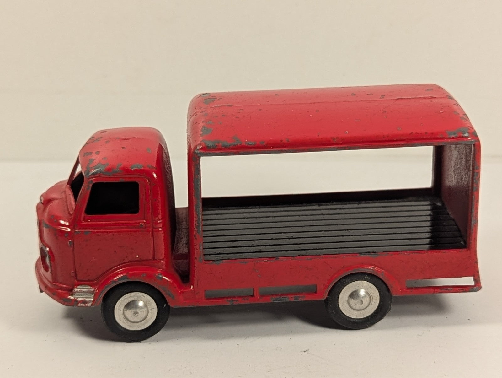 Mettoy Commer Karrier Bantam Promotional Van 1:43 Scale