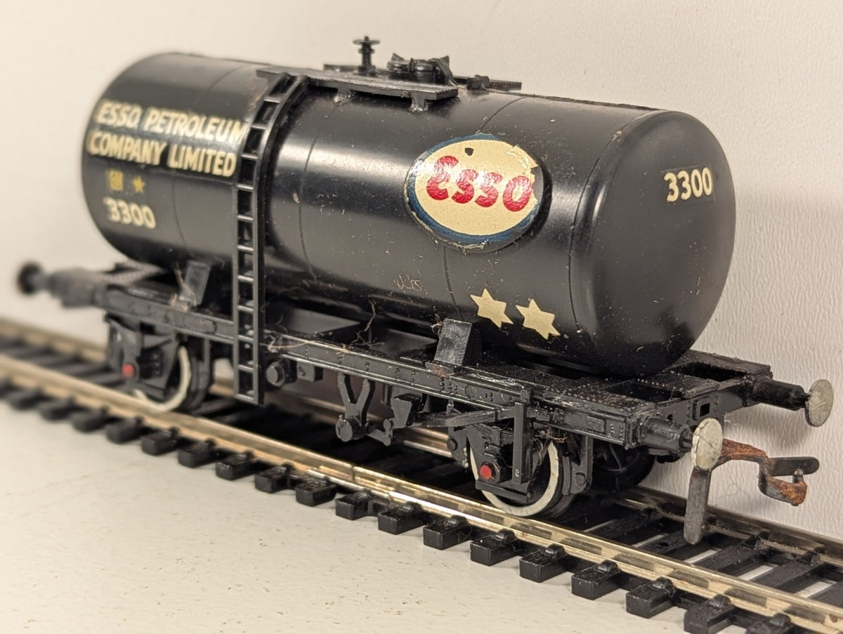 Airfix Pattern No. R.I British Railways Tank Wagon Construction Kit