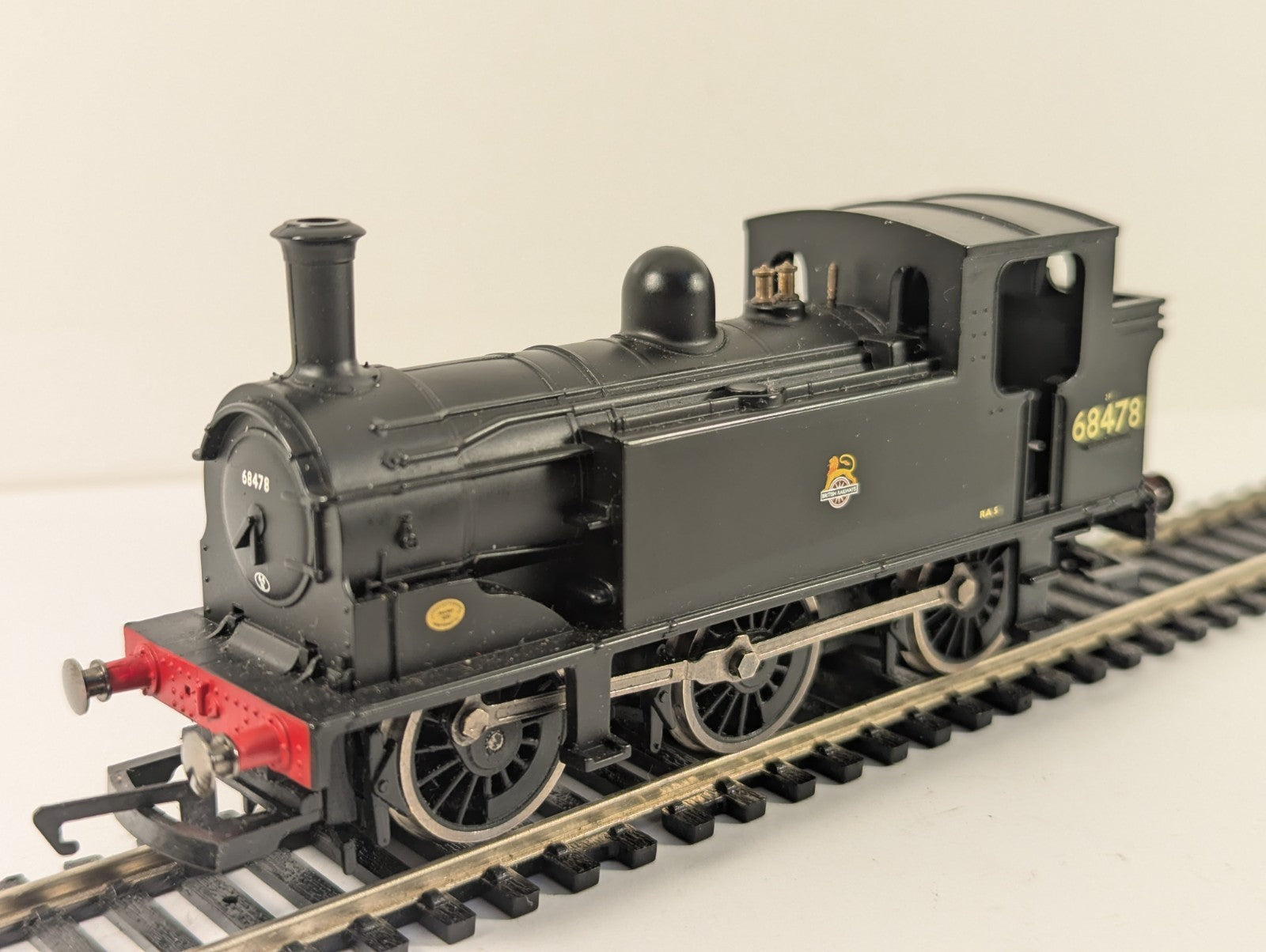 Hornby OO Gauge LNER Class J83 DCC Fitted Non-Runner