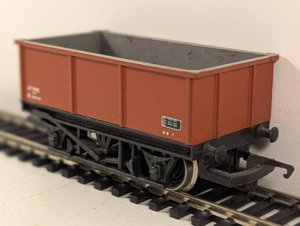 Hornby OO Gauge BR 26 Ton Mineral Wagon 'STONE' Goods Wagon B385760