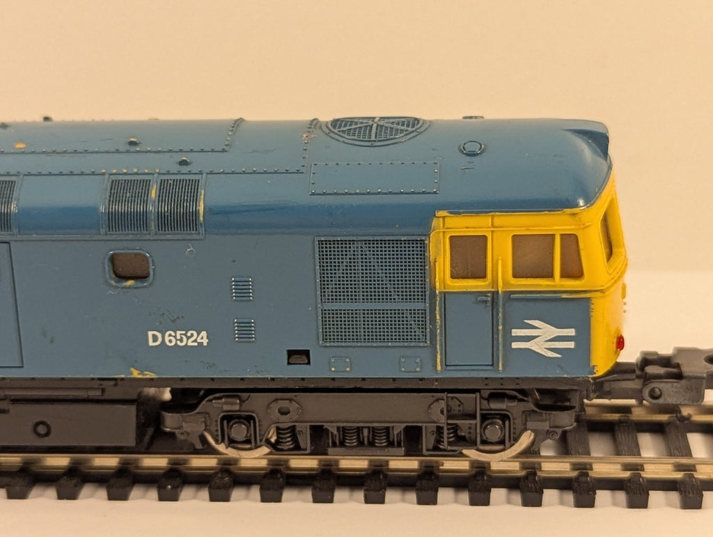 Lima HO Gauge BR Blue Class 33 Diesel – Missing Buffers