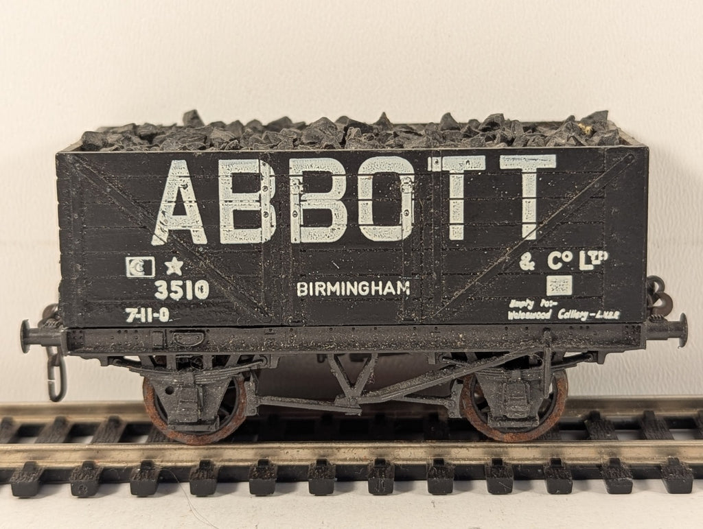 British Trix OO Gauge 7-Plank Coal Wagon 'Abbott & Co Ltd' Goods Wagon 3510