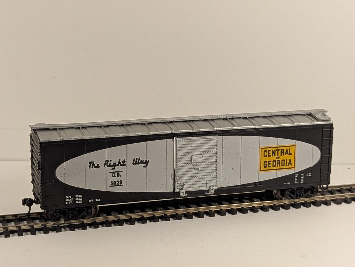 HO Gauge 40ft Standard Boxcar 5828 Central of Georgia