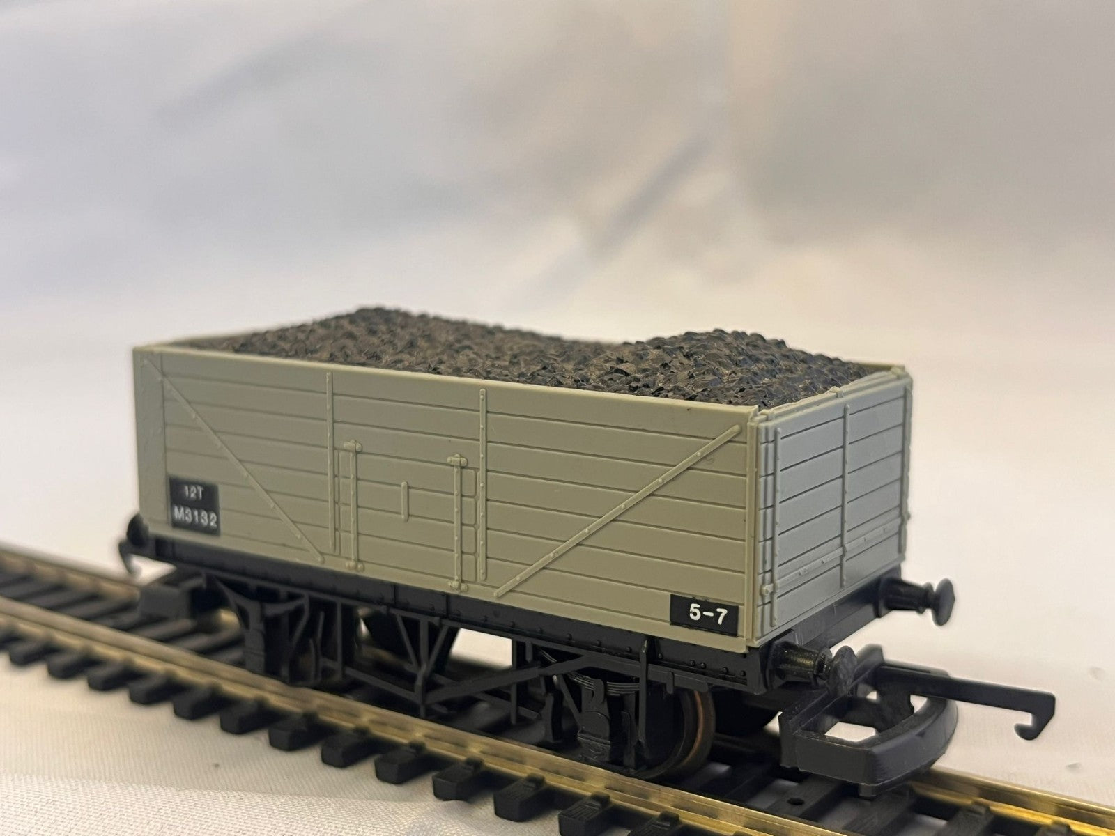 Lima 305675 BR Grey 7 Plank Wagon M3132