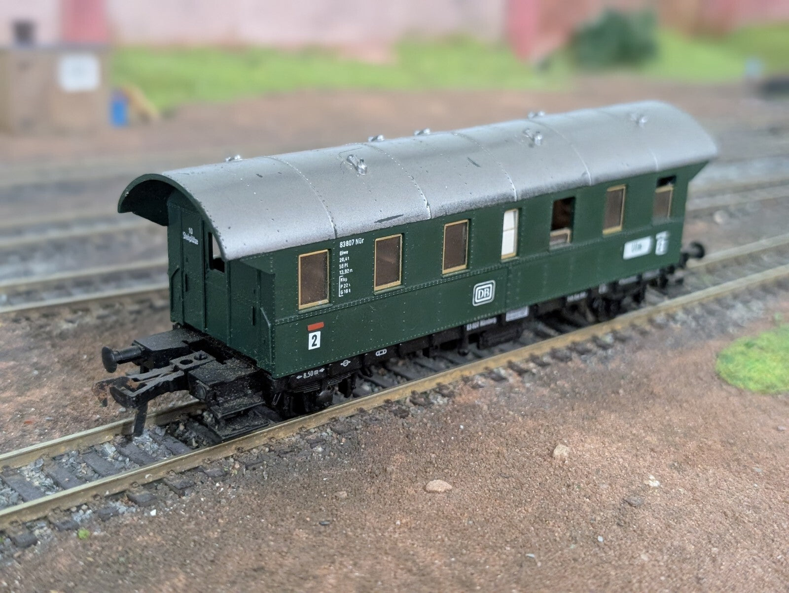 Lima HO Gauge DB 2nd Class Passenger Coach E640a No. 27261 "Nürnberg – Ulm"