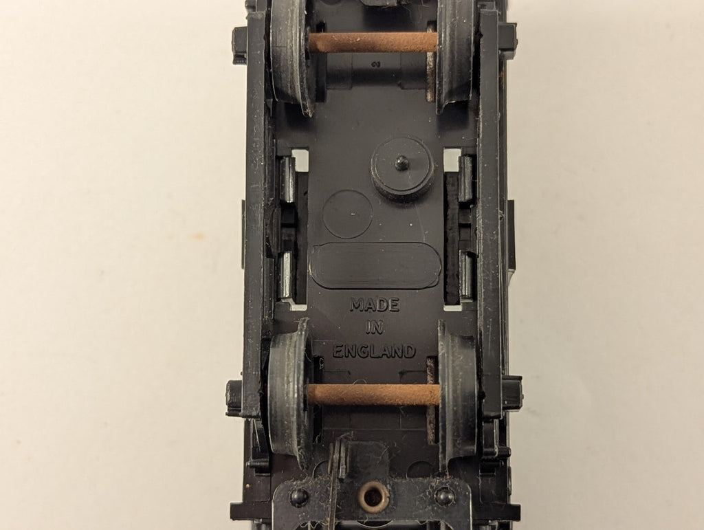 Tri-ang OO Gauge Tank Wagon Goods Wagon 5056 Silver R12