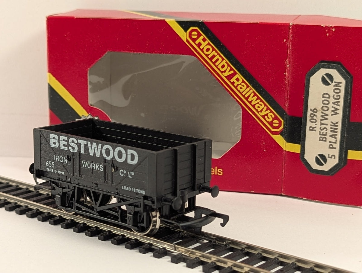 Hornby OO Gauge Bestwood 5 Plank Wagon Goods Wagon 655 Bestwood Iron Works R.096