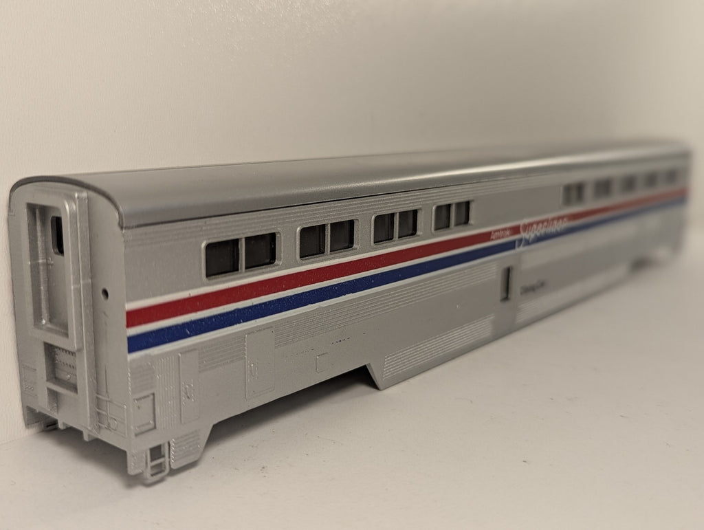 Con-Cor HO Scale Superliner Dining Car Passenger Coach Amtrak 0001-000811