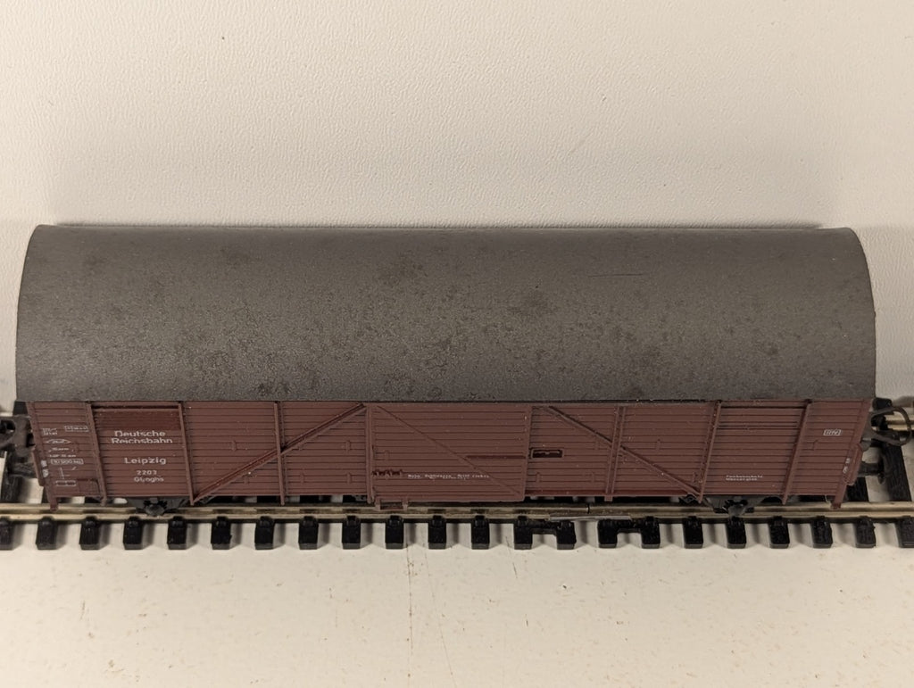 Roco Deutsche Bundesbahn Covered Goods Wagon Brown
