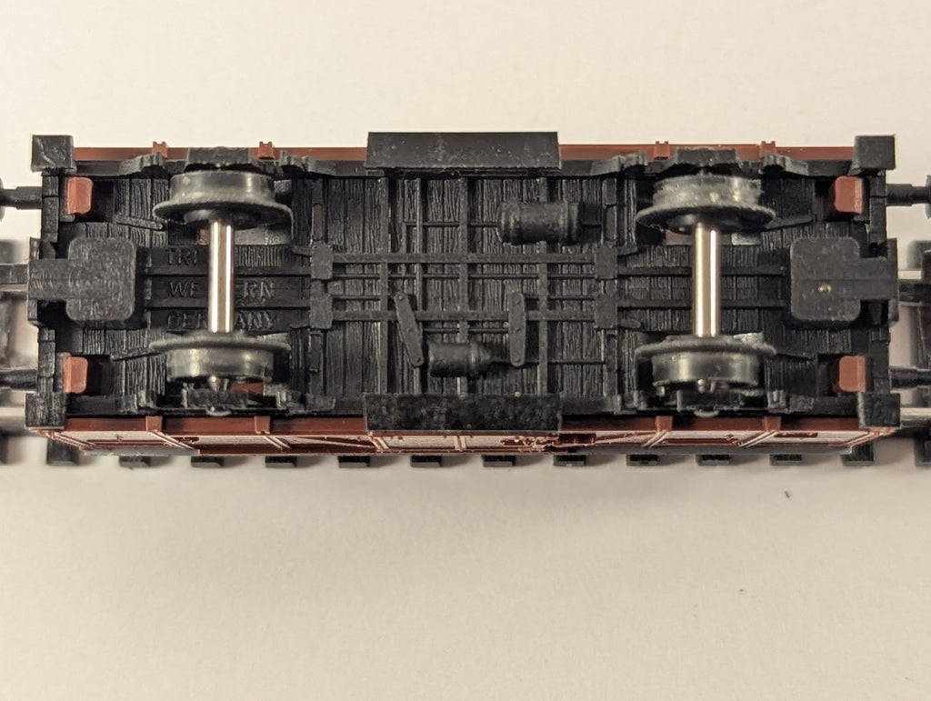 Minitrix N Gauge BR Cov AB Covered Goods Van 200424 BR Bauxite
