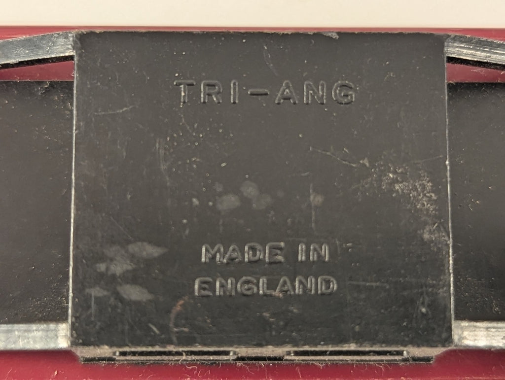 Tri-ang R20 OO Gauge LMS First Class Coach Maroon