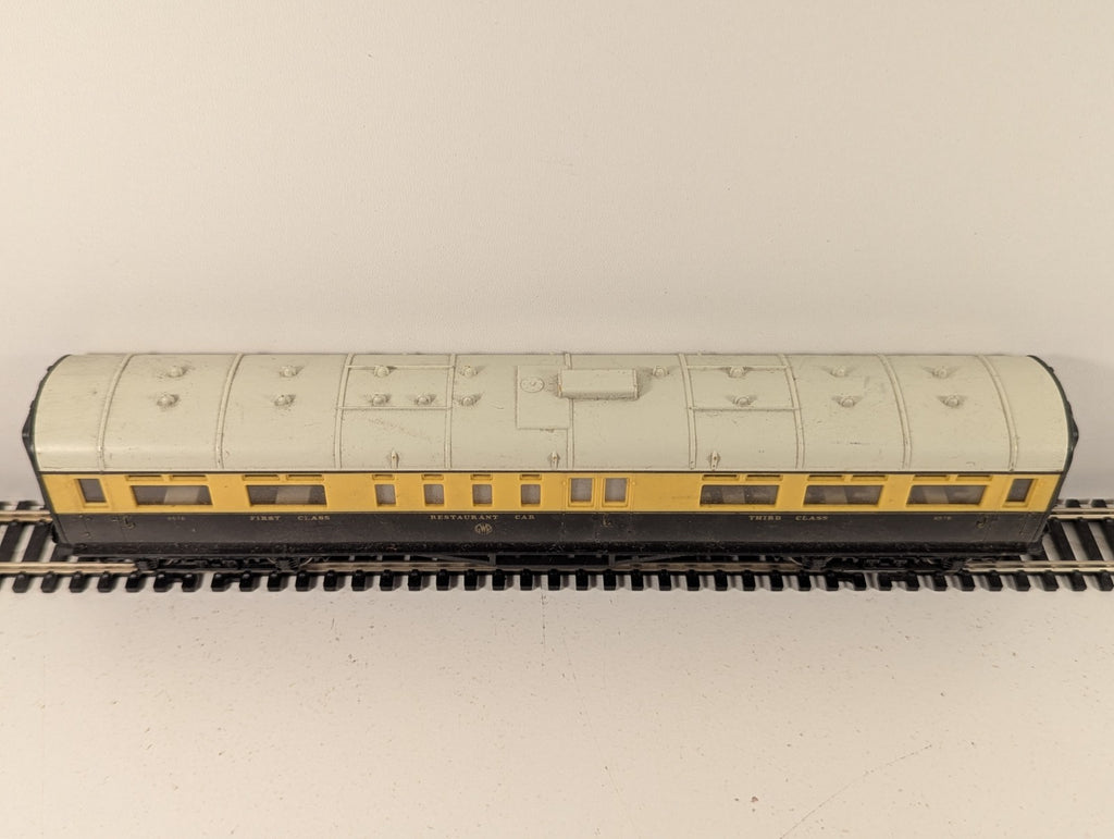 Hornby OO Gauge GWR Collett Restaurant Car