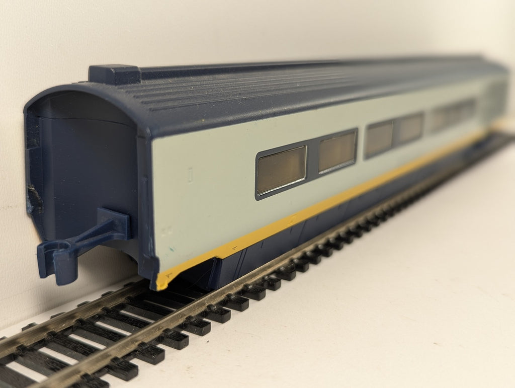 Hornby OO Gauge Class 373 Eurostar Coach Passenger Coach 373219 Spares or Repair