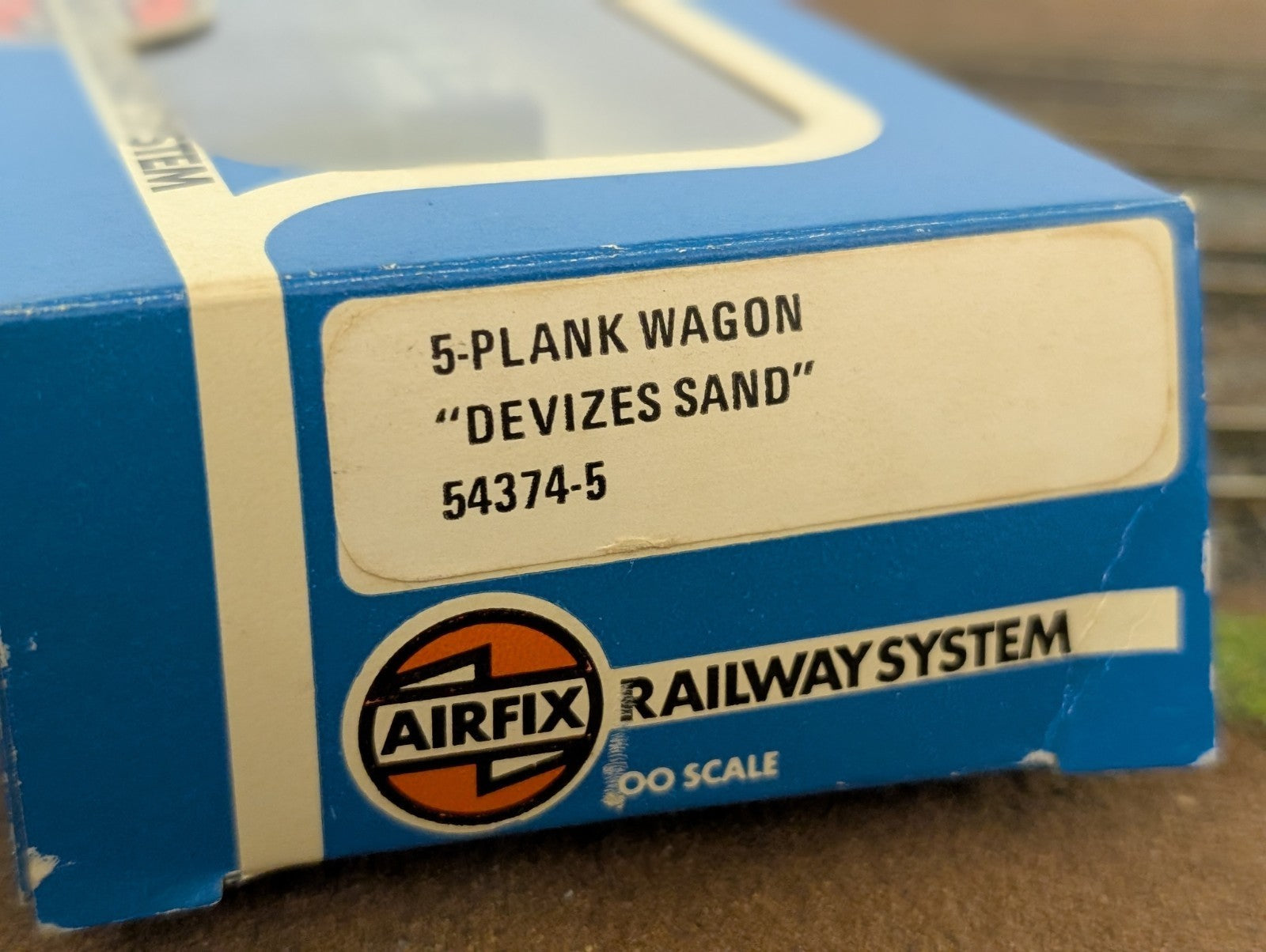 Airfix OO Gauge 54374-5 Devizes Sand 5 Plank Wagon