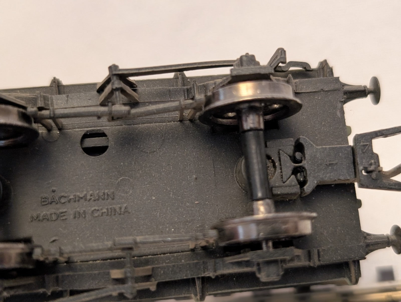 Bachmann OO Gauge 27T Chalk Tippler Goods Wagon B 381366 BR Grey 38