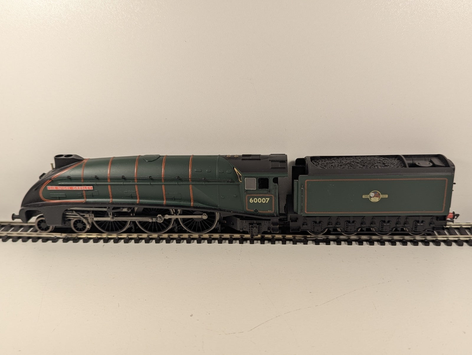 Bachmann 31-954A OO Gauge A4 Class 60007 “Sir Nigel Gresley” – BR Lined Green