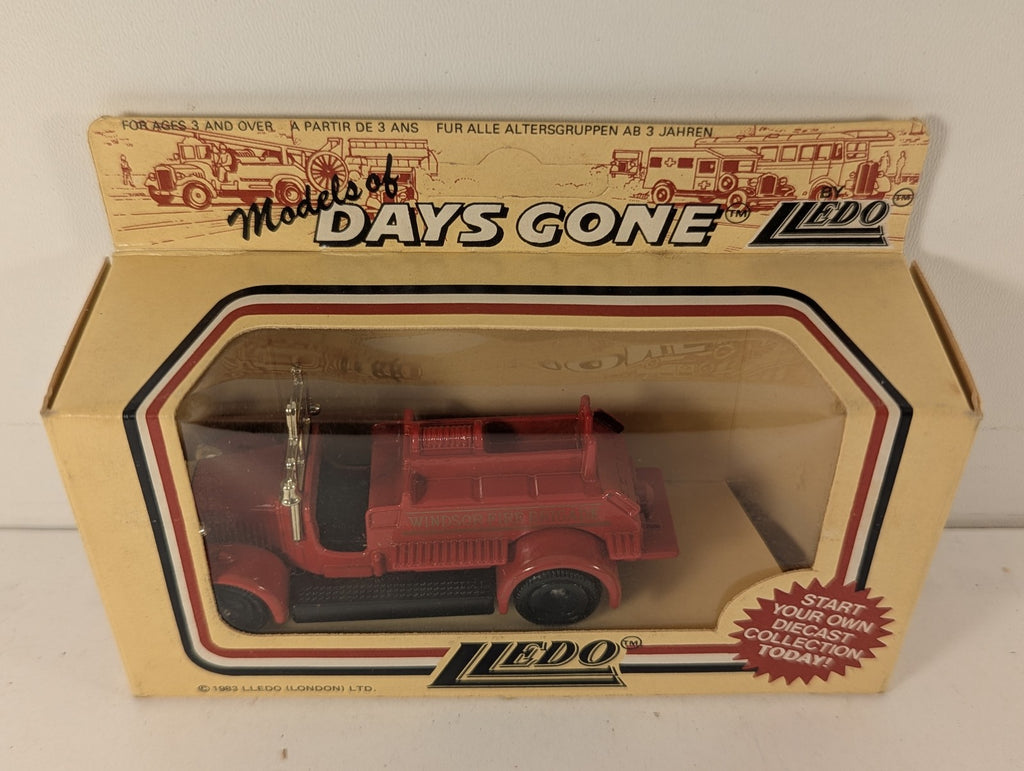 Lledo 1932 Dennis Fire Engine Diecast Model Vehicle Windsor Fire Brigade DG12