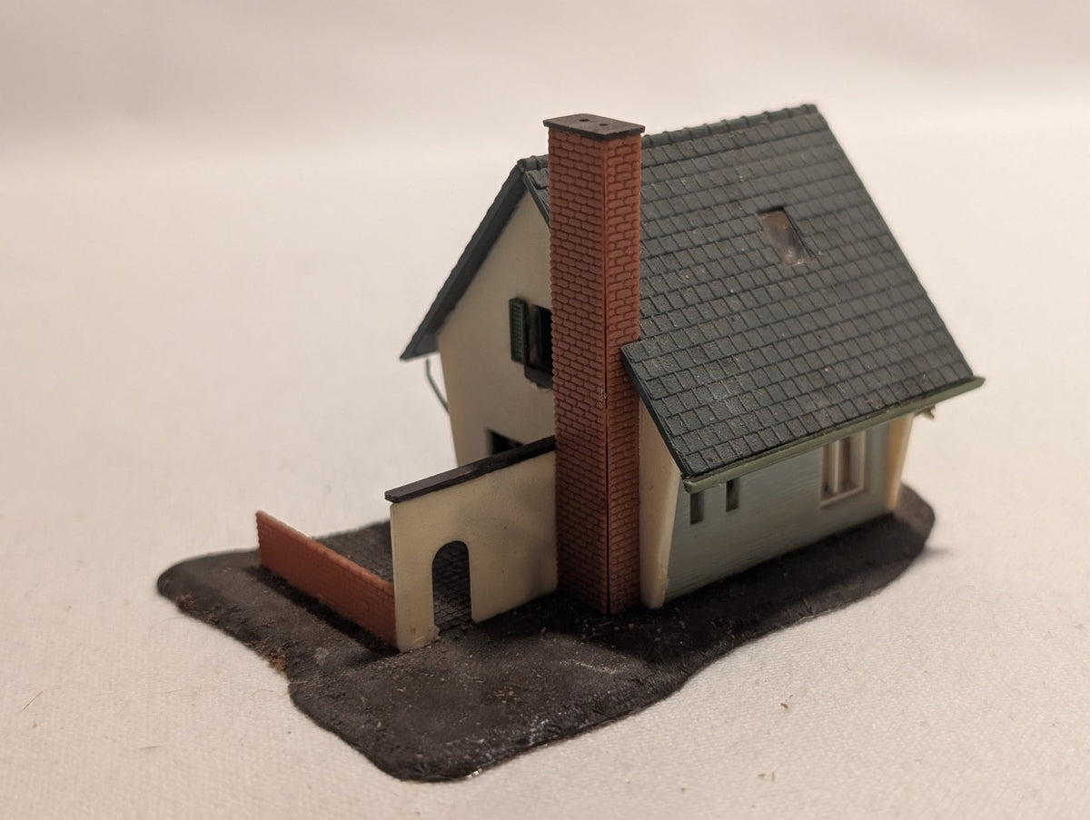N Scale Built-Up Small House
