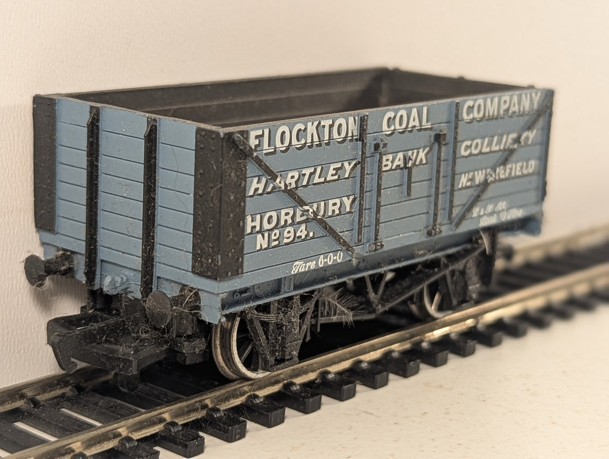 Bachmann OO Gauge 7 Plank Open Wagon Flockton Coal Company Goods Wagon 94