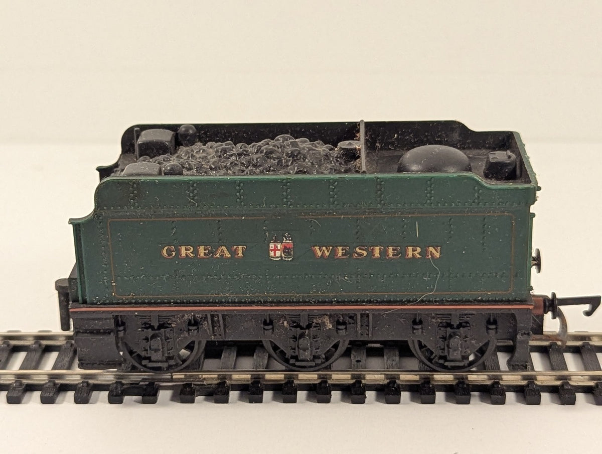 Hornby OO Gauge GWR 6-Wheel Tender GWR Green