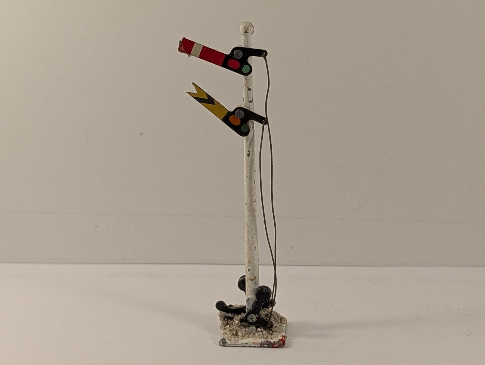 Crescent OO Gauge Double Arm Railway Signal