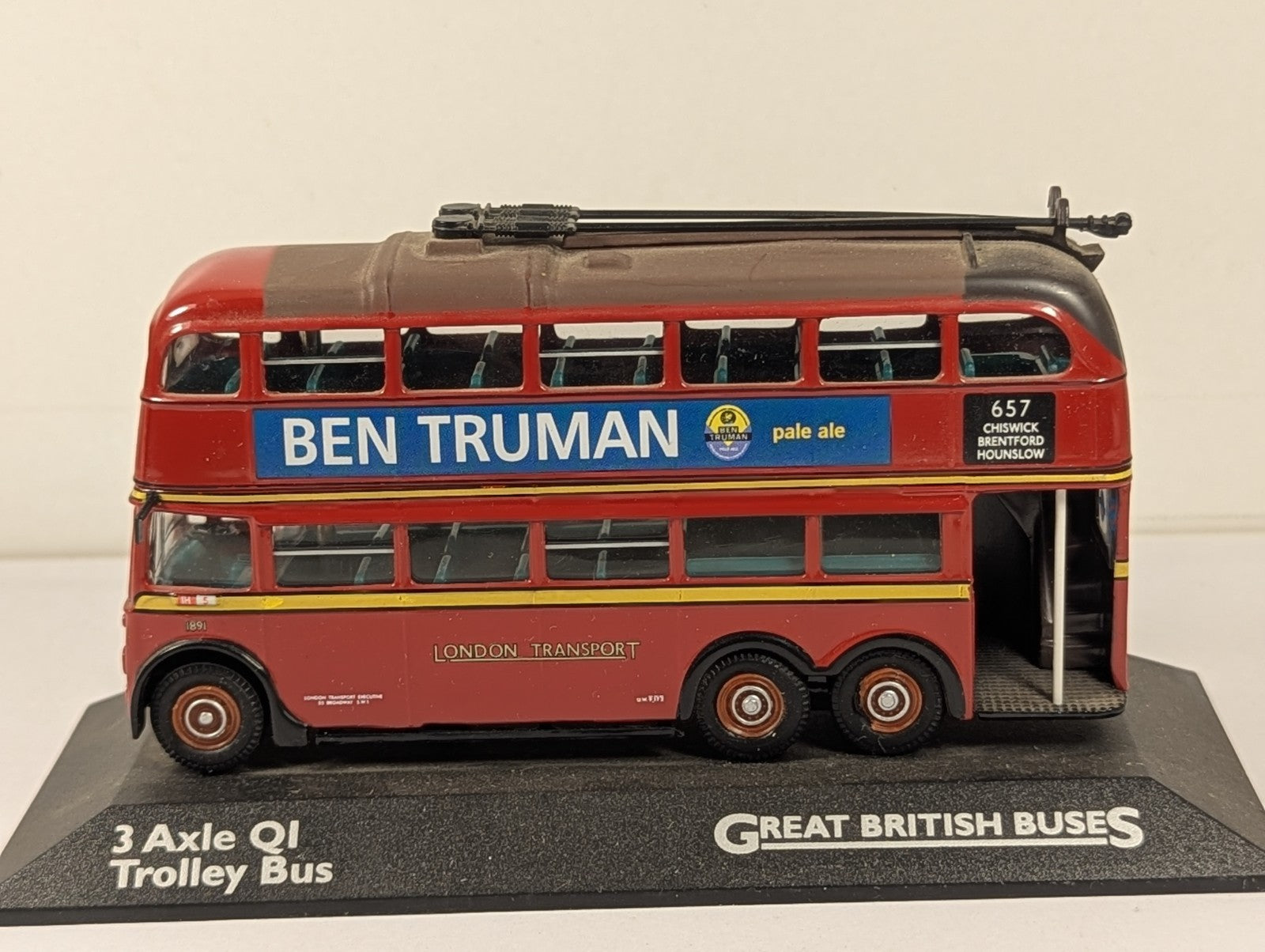 Atlas Editions 1:76 3 Axle Q1 Trolley Bus Die-cast Trolleybus 1891