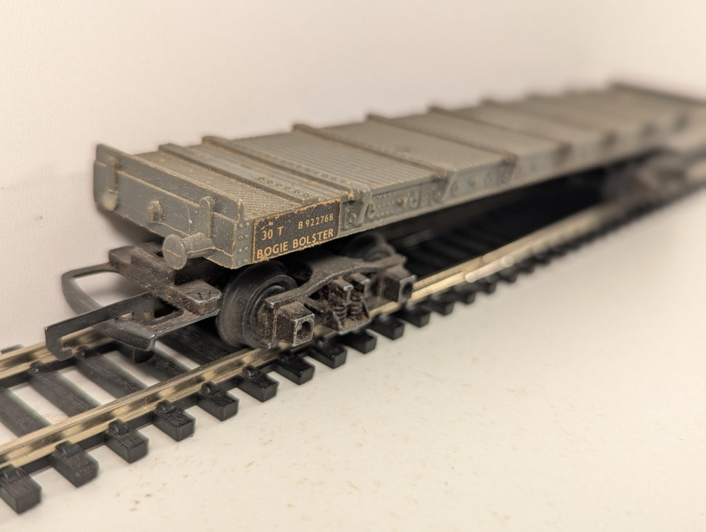 Playcraft Railways OO Gauge 30 Ton Bogie Bolster Wagon