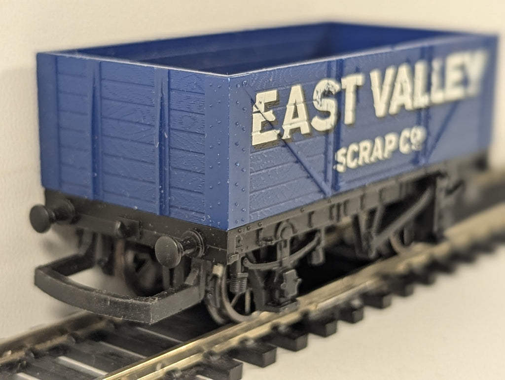 Hornby OO Gauge Open Wagon 'East Valley Scrap Co' Goods Wagon