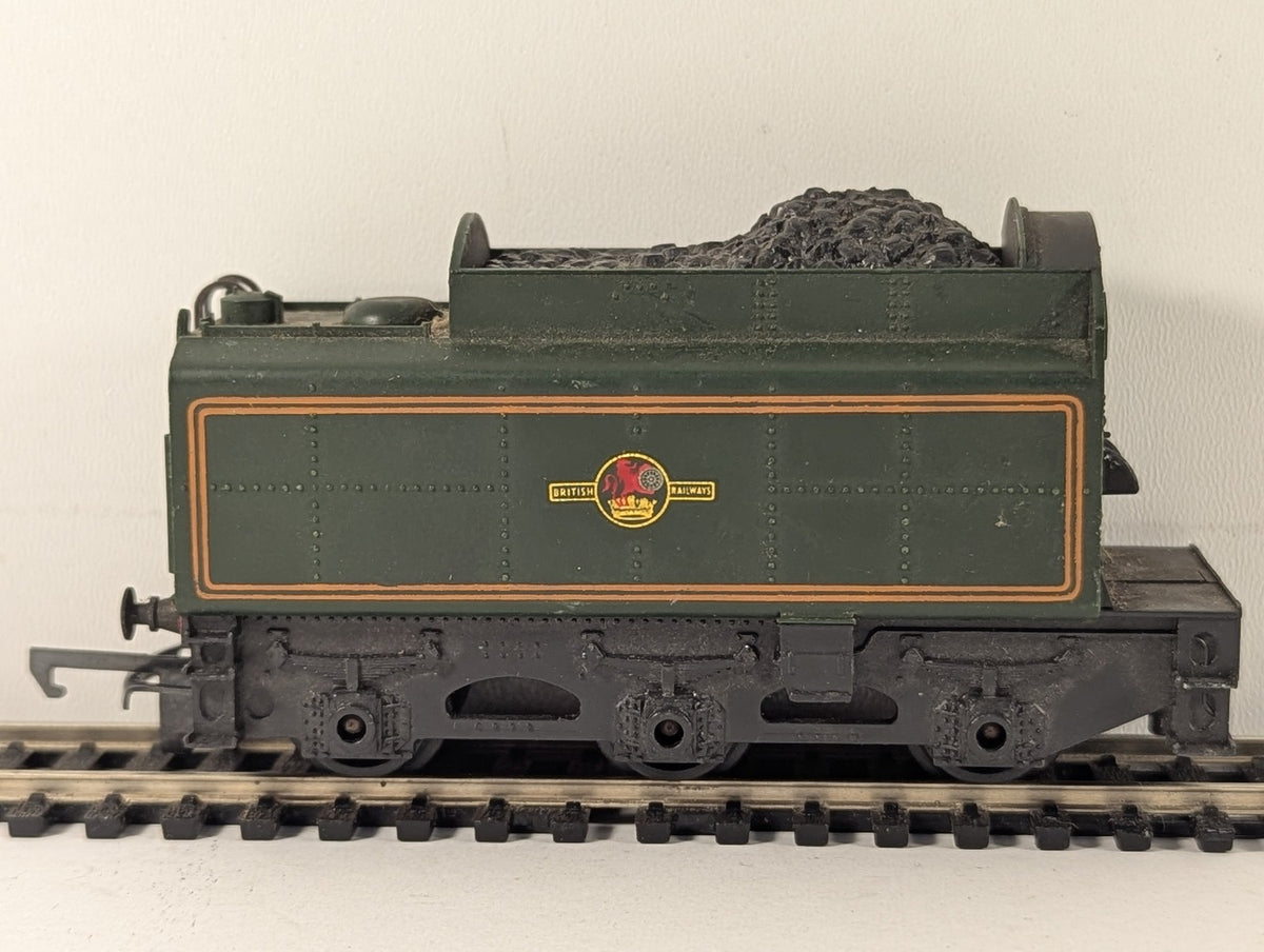 Tri-ang OO Gauge BR 6-Wheel Tender BR Green