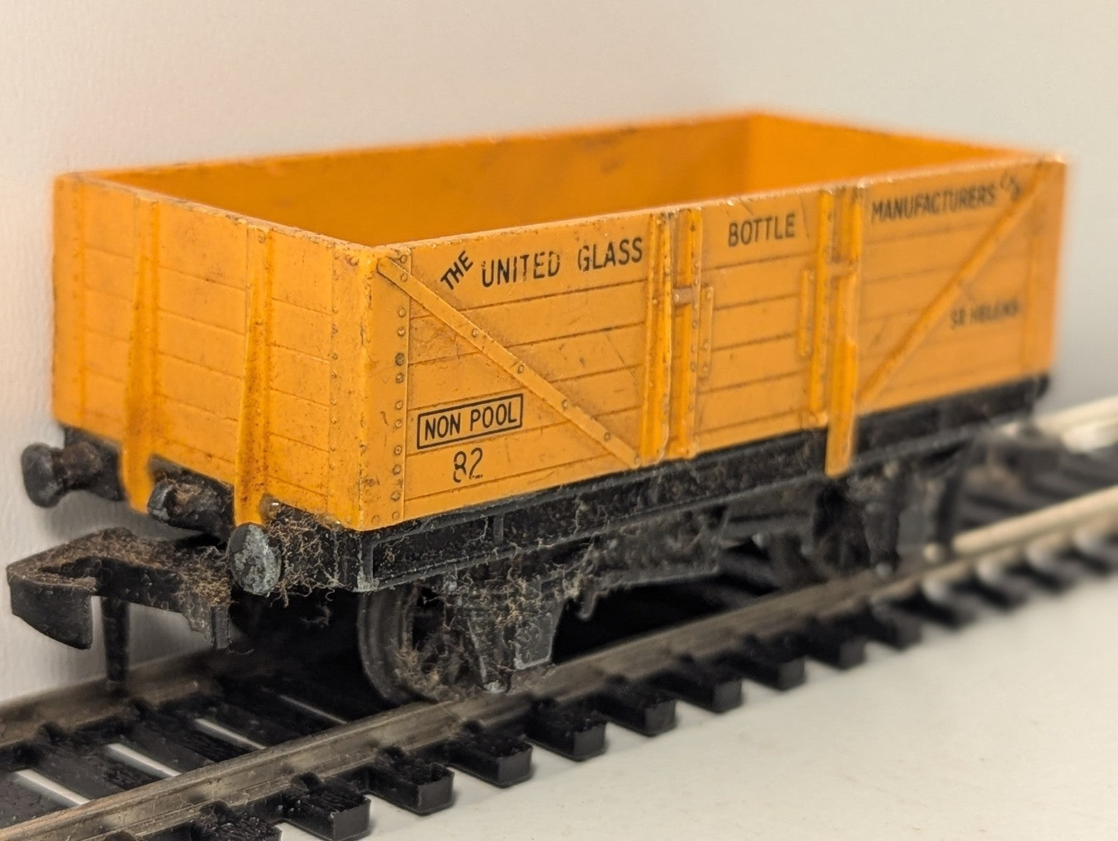 Hornby Dublo United Glass Bottle Manufacturers 5 Plank Open Wagon OO Gauge