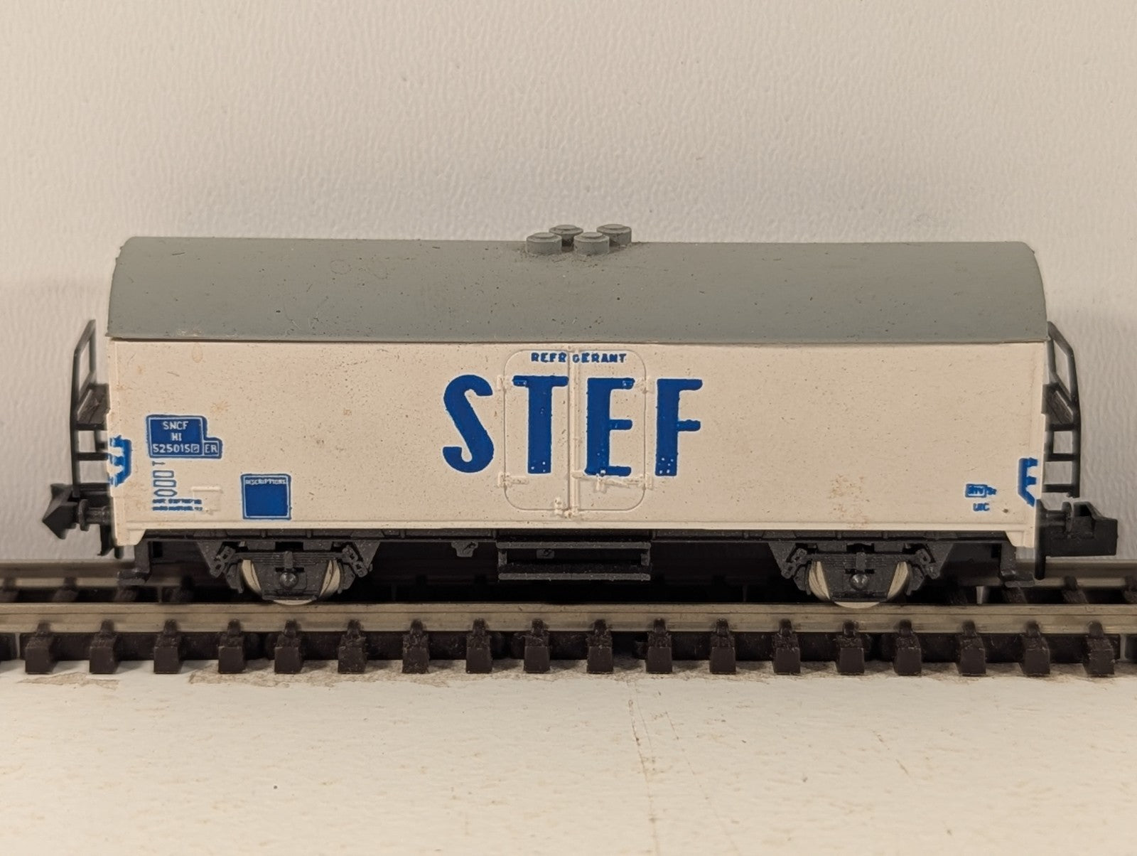 Rivarossi N Gauge SNCF STEF Refrigerated Wagon