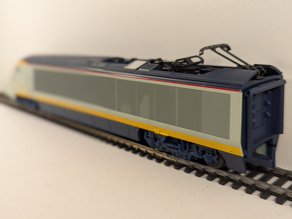 Hornby OO Gauge Class 373 Eurostar Power Car Electric Locomotive 3219