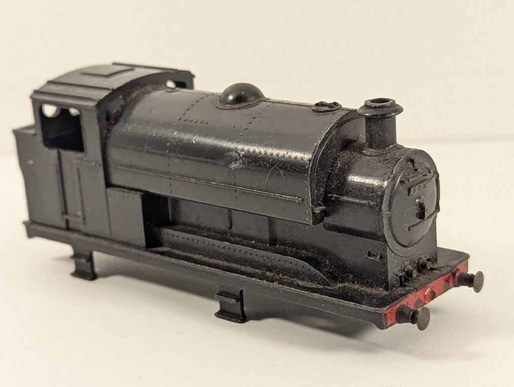 TRIANG R153 BODY for BR BLACK 0-6-0 SADDLE TANK LOCOMOTIVE 748