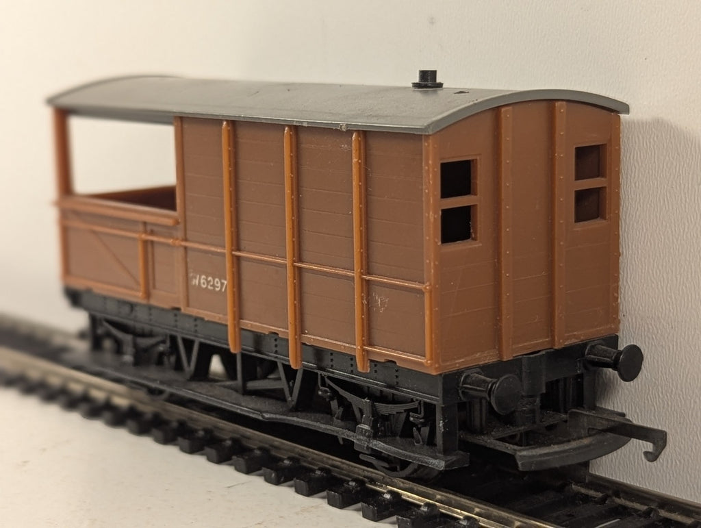Tri-ang OO Gauge GWR Toad Brake Van Goods Wagon W6297 BR WR Brown
