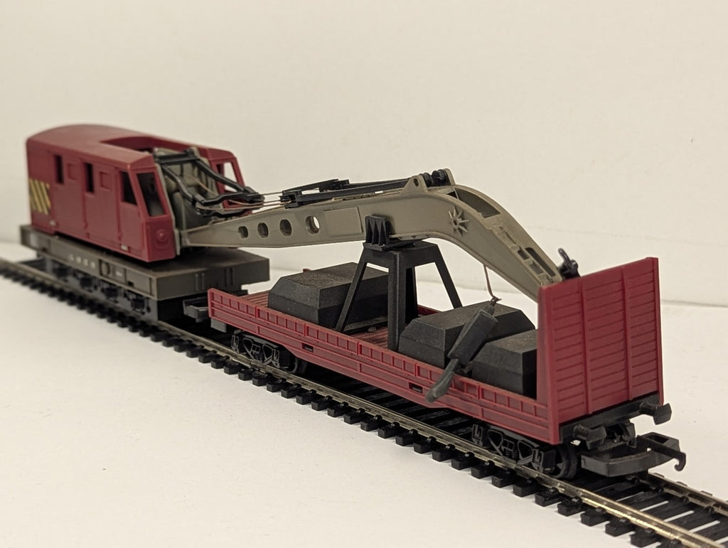 Lima OO Gauge 30 Ton Breakdown Crane LNER Red