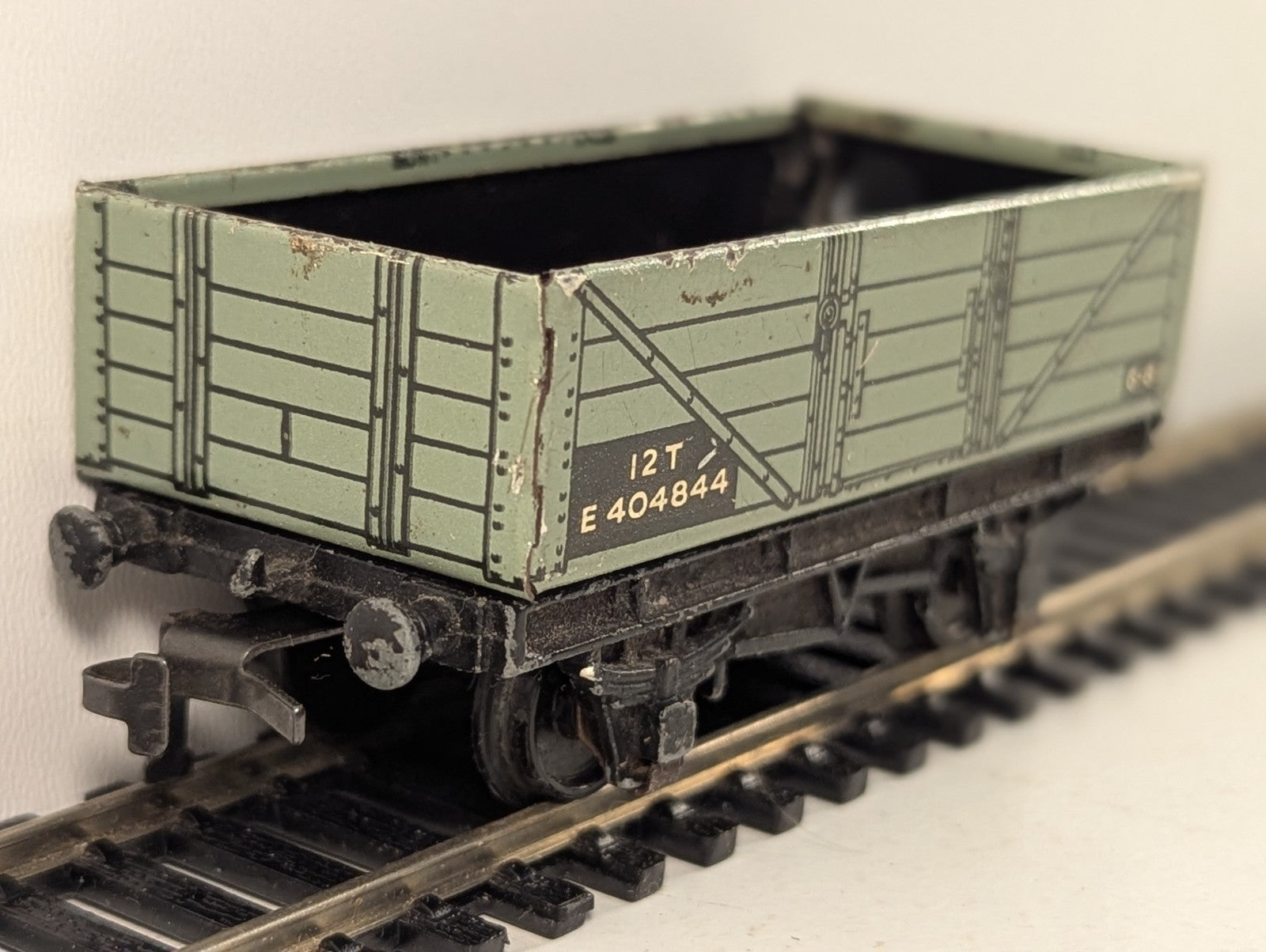 Hornby Dublo 32075 BR 12 Ton 5 Plank Open Wagon Grey OO Gauge