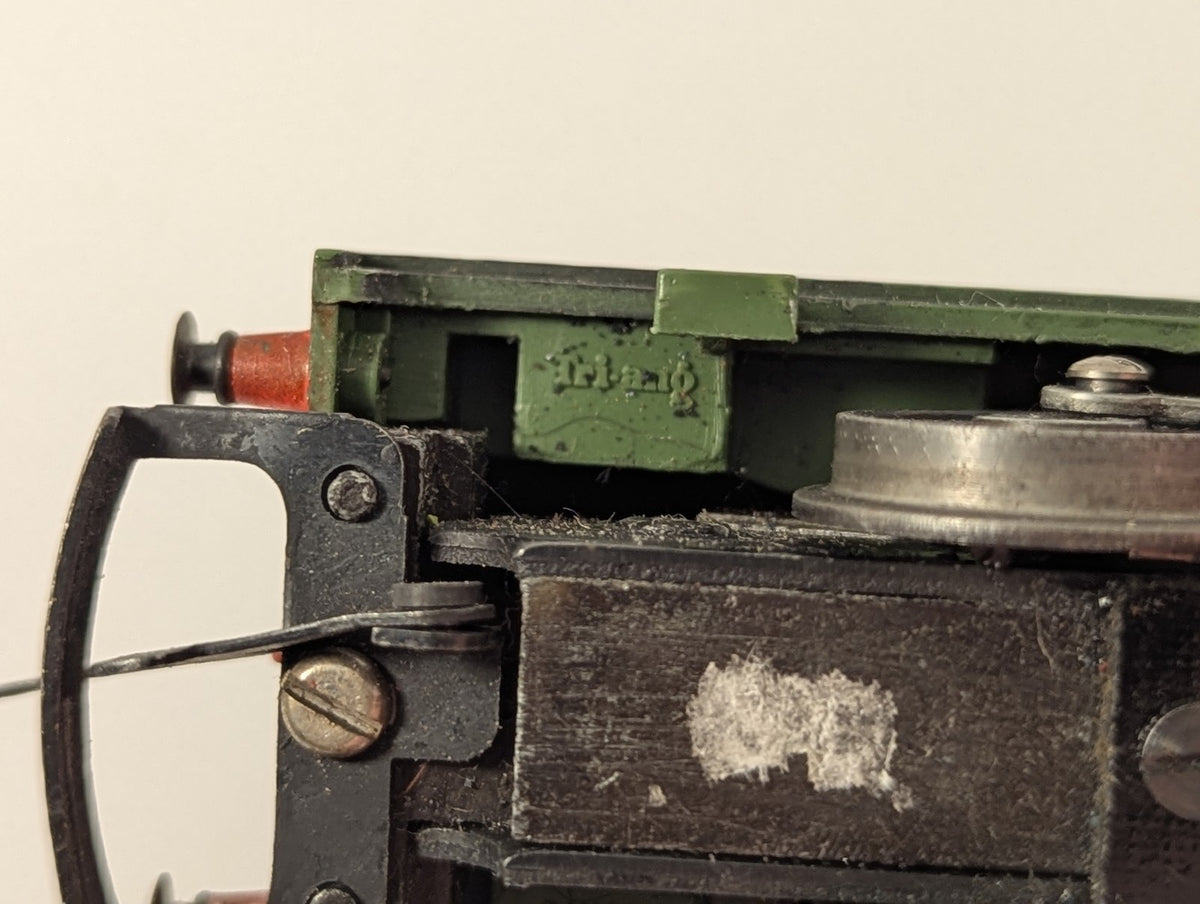 Tri-ang OO Gauge 0-4-0 Tank Steam Locomotive 27 Green R355 - Spares