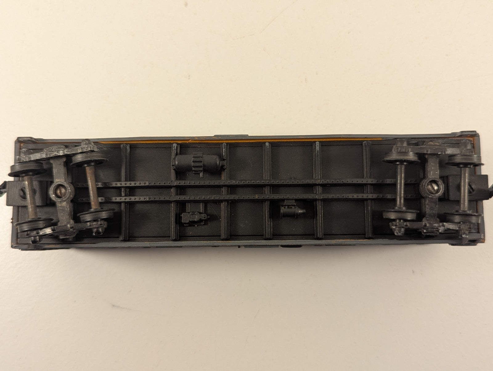 MDC Roundhouse HO Scale MOW Bunk Car MW 731 Grey