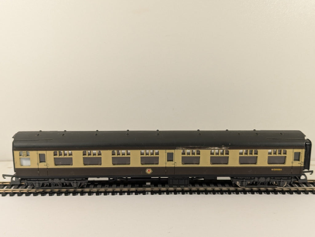 Lima 305333 OO Gauge BR Mk1 Brake 2nd Corridor Coach