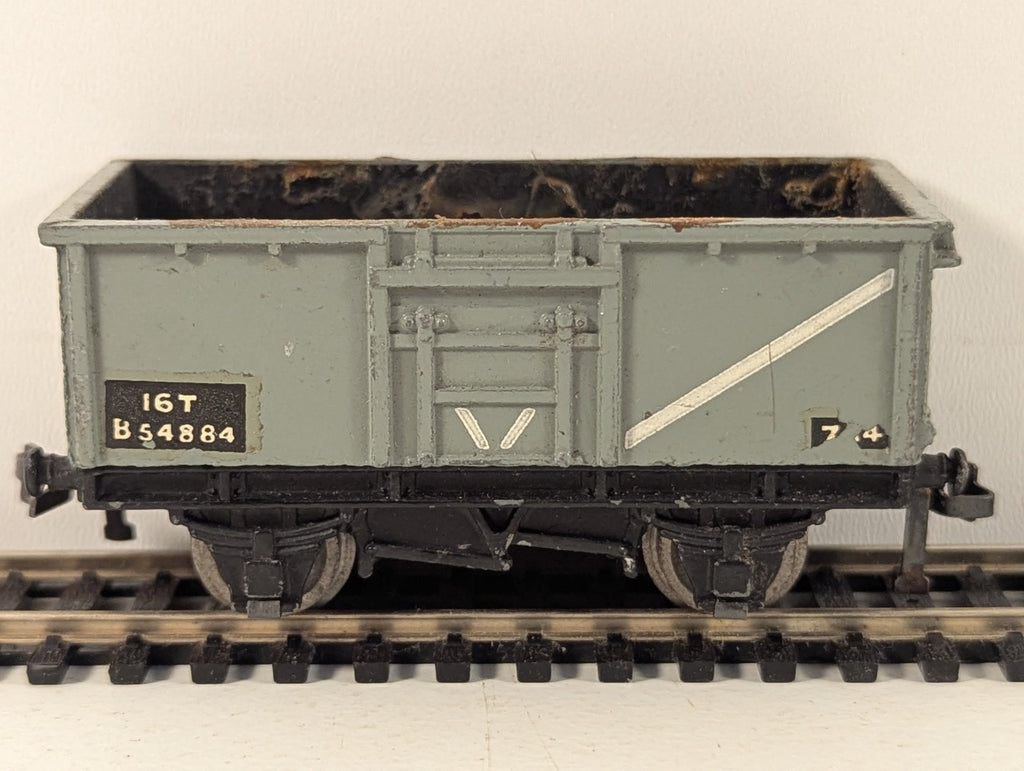 Hornby Dublo BR 16 Ton Mineral Wagon Grey OO Gauge - Chipped Paint