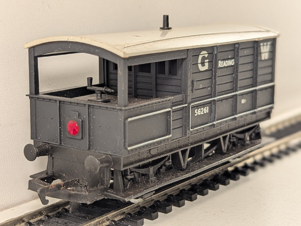 Hornby OO Gauge GWR Toad Brake Van 56261 GWR Grey R016