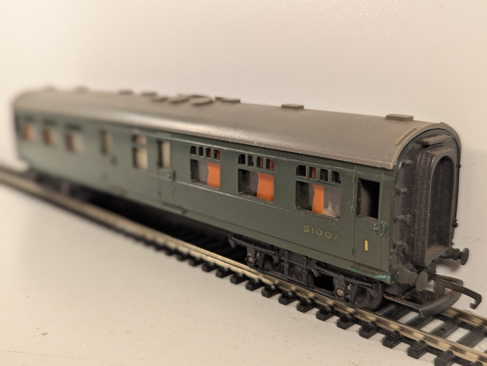 Tri-ang OO Gauge BR SR Restaurant Car Passenger Coach S1007